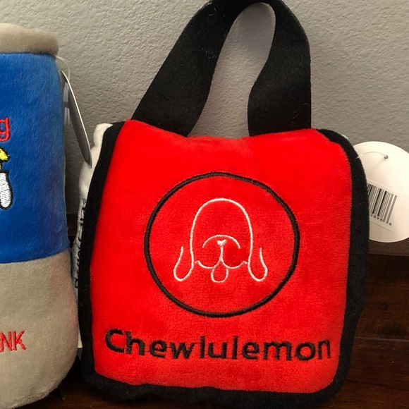 Chewylululemon dog squeaky toy - Picture 2 of 2